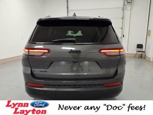 2021 Jeep Grand Cherokee L Laredo