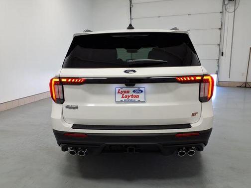 White Metallic 2025 Ford Explorer ST