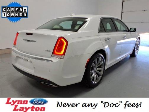 2019 Chrysler 300 Limited