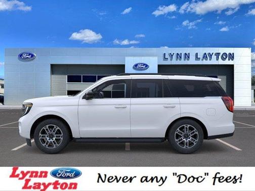 Star White 2026 Ford Expedition Active