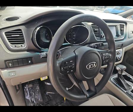 2021 Kia Sedona LX