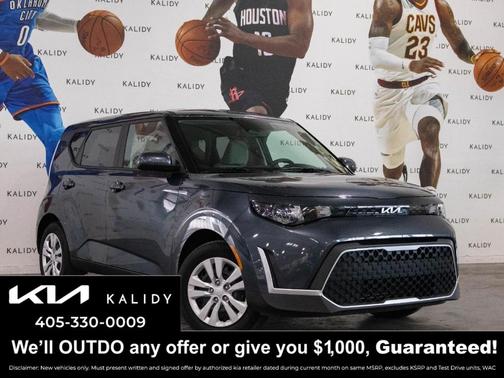 Gravity Gray 2023 Kia Soul LX