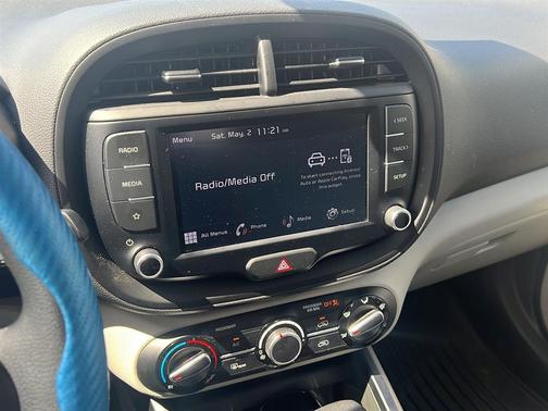 Gravity Gray 2023 Kia Soul LX