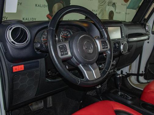 Bright White Clearcoat 2016 Jeep Wrangler Unlimited Rubicon