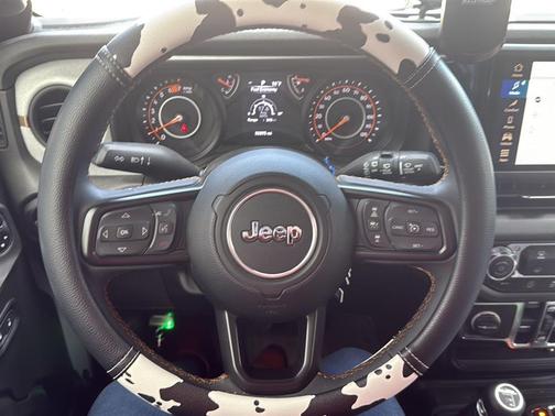 Earl Clearcoat 2024 Jeep Wrangler Sport