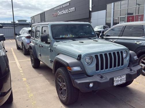 Earl Clearcoat 2024 Jeep Wrangler Sport
