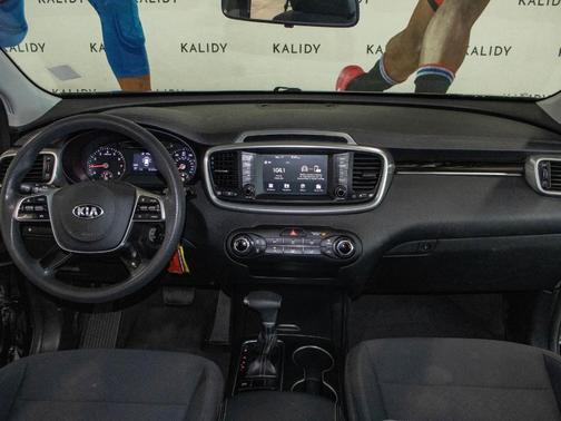 2020 Kia Sorento LX