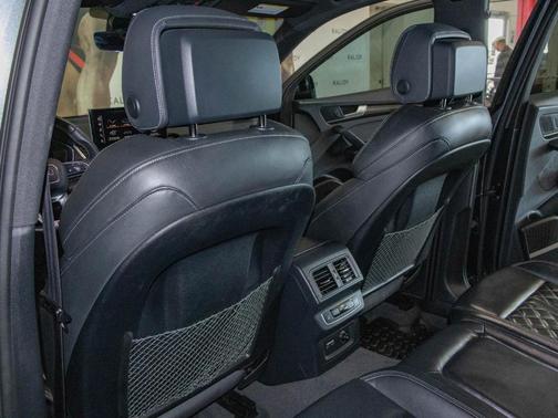 2023 Audi SQ5 3.0T Prestige
