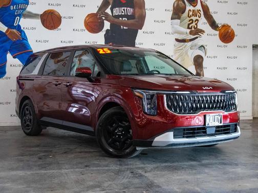 2025 Kia Carnival LXS