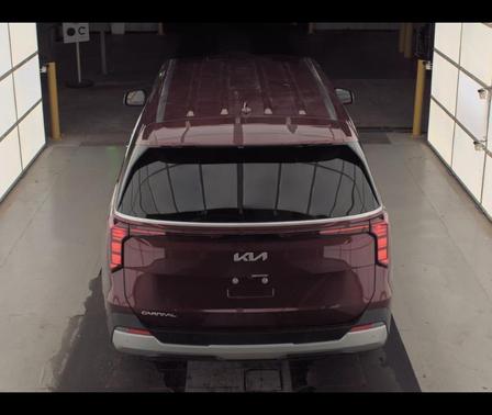 2025 Kia Carnival LXS