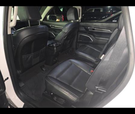 Glacial White Pearl 2025 Kia Telluride S