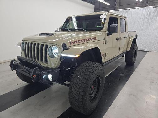 Gobi Clearcoat 2020 Jeep Gladiator Mojave