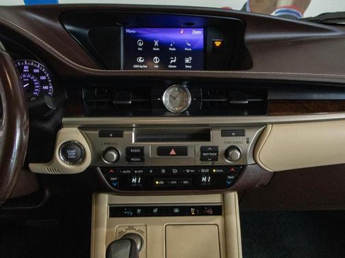 2017 Lexus ES 350 Base