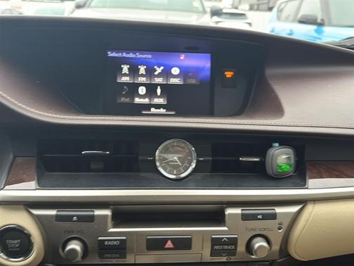 2017 Lexus ES 350 Base