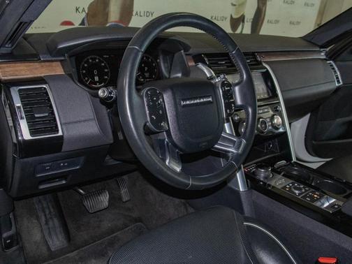 2020 Land Rover Discovery HSE