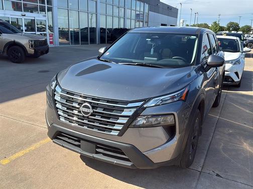 Gun Metallic 2025 Nissan Rogue SV