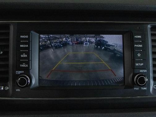 2021 Kia Sedona LX