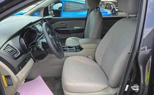 2021 Kia Sedona LX