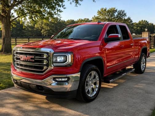 Cardinal Red 2018 GMC Sierra 1500 SLT