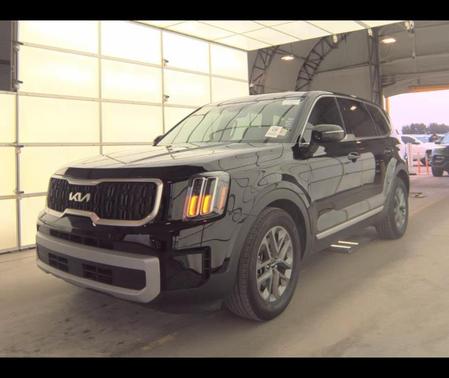 2024 Kia Telluride LX