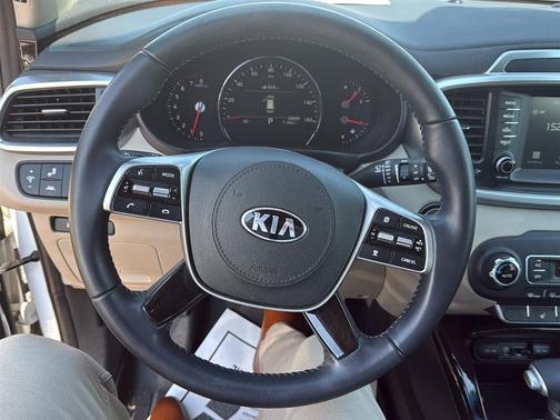 2020 Kia Sorento EX V6