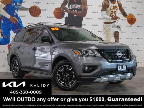 2020 Nissan Pathfinder SL