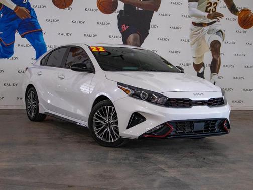 2022 Kia Forte GT-Line