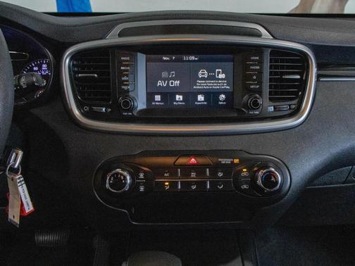 2020 Kia Sorento L