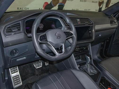 2023 Volkswagen Tiguan 2.0T SE R-Line Black