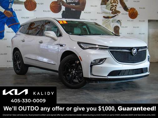 2023 Buick Enclave Essence
