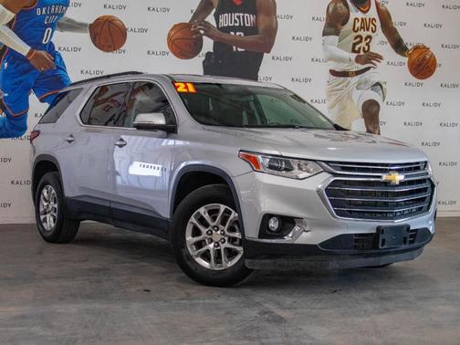 2021 Chevrolet Traverse LT Cloth
