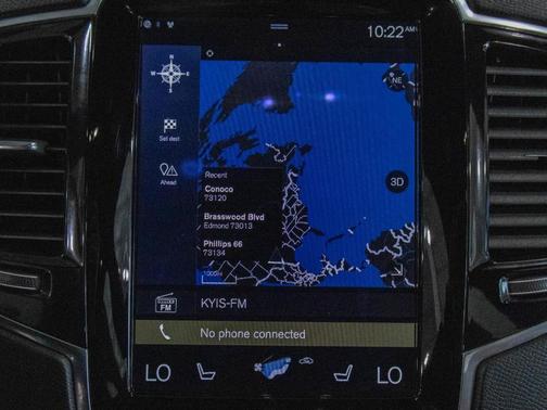 2018 Volvo XC90 T6 Momentum