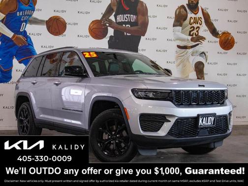 Silver Zynith 2025 Jeep Grand Cherokee Laredo