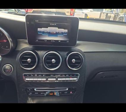 2019 Mercedes-Benz GLC 300 Base