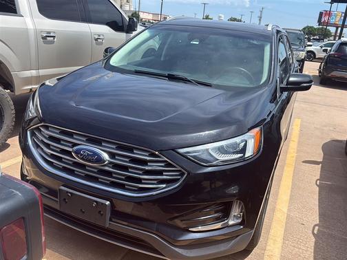 Agate Black Metallic 2019 Ford Edge Titanium