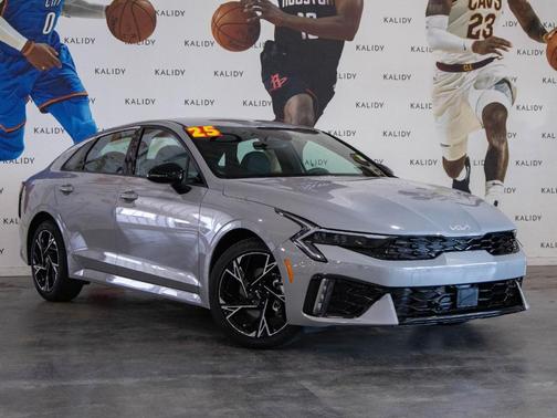 2025 Kia K5 GT-Line