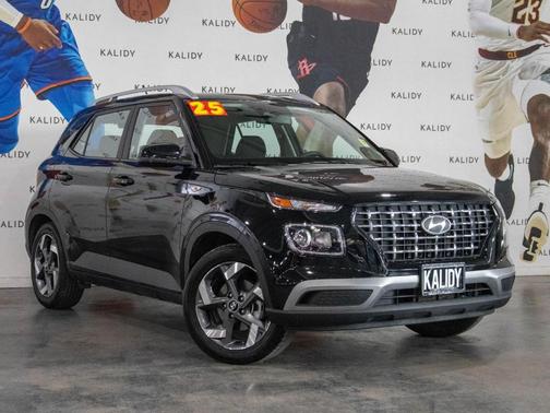 2025 Hyundai VENUE SEL