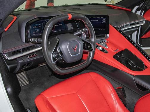 2022 Chevrolet Corvette Stingray w/2LT