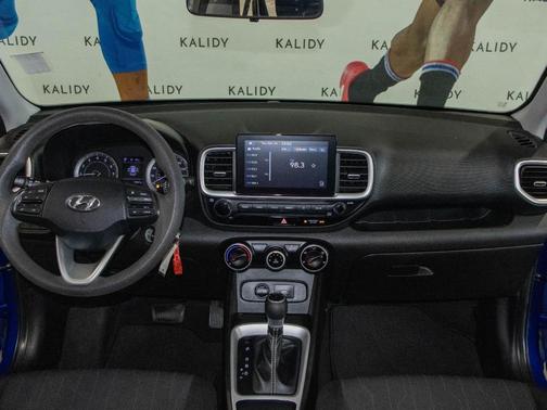 2021 Hyundai VENUE SE