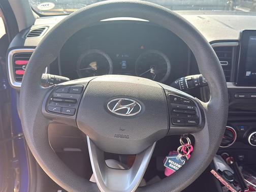 2021 Hyundai VENUE SE