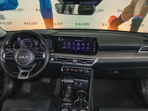 2022 Kia K5 EX