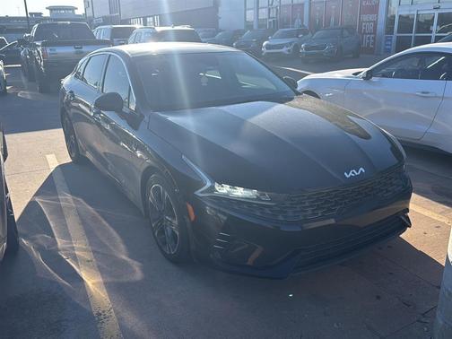 2022 Kia K5 EX