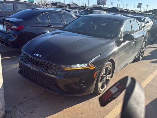 2022 Kia K5 EX