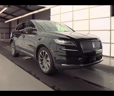 Infinite Black Metallic 2022 Lincoln Nautilus Reserve