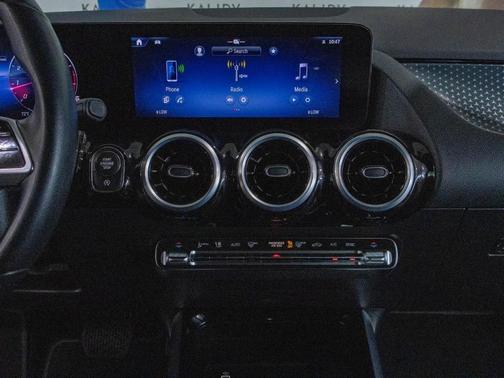 Midnight Black 2025 Mercedes-Benz GLA 250 Base