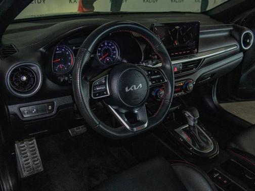2022 Kia Forte GT