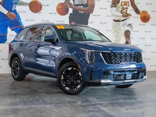 2025 Kia Sorento S