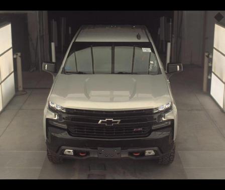 Silver Ice Metallic 2021 Chevrolet Silverado 1500 LT Trail Boss