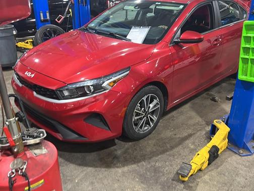 Currant Red 2022 Kia Forte LXS