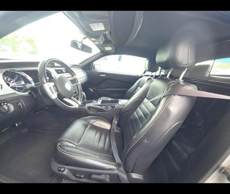 2014 Ford Mustang V6 Premium